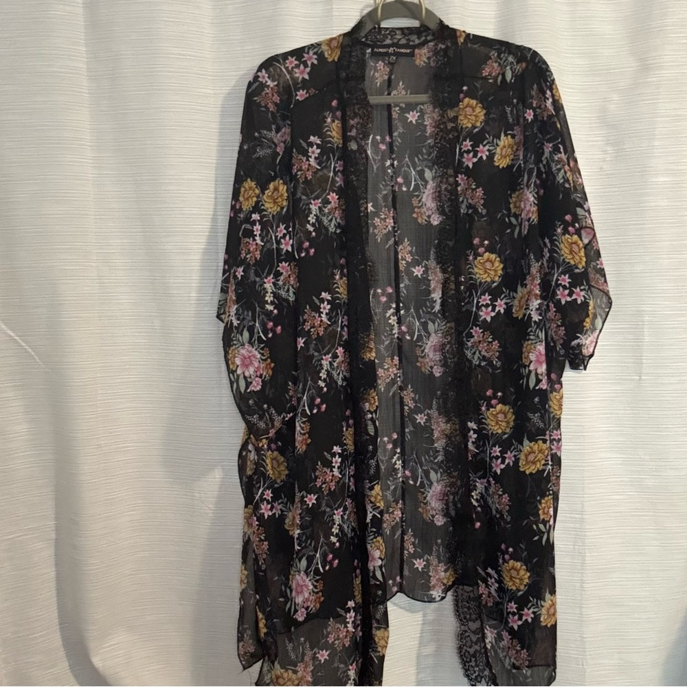 3 for $10 - Almost Famous Black Floral Sheer Kimono